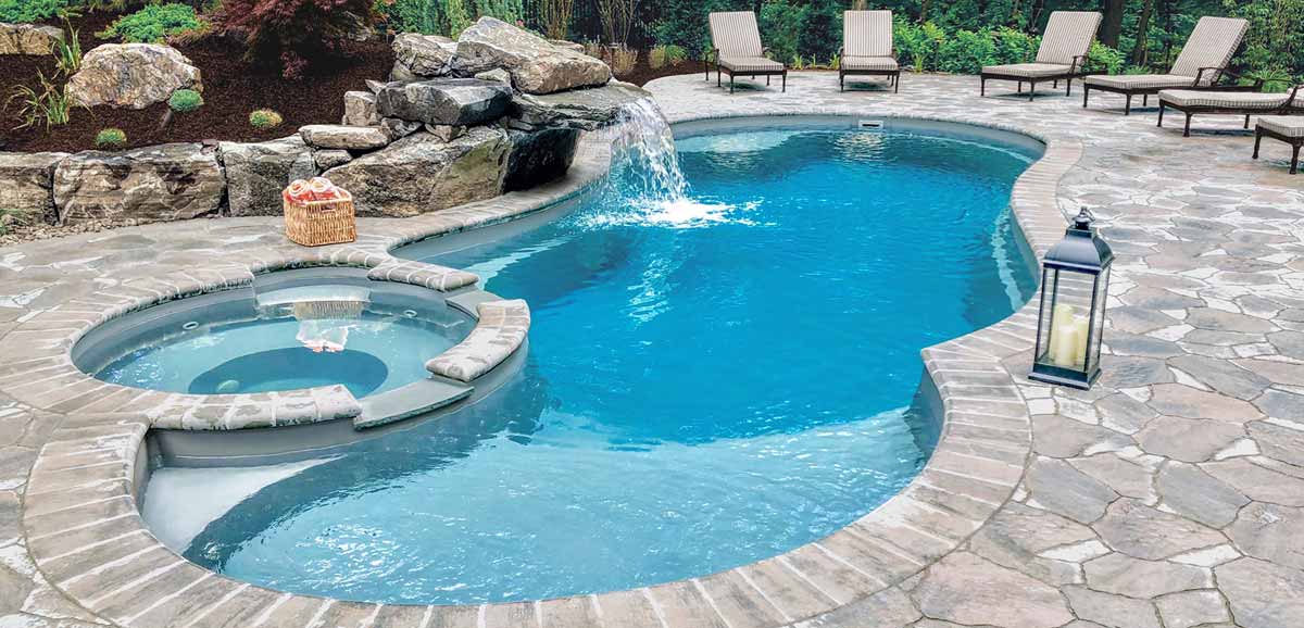 Installing a new backyard swimming pool