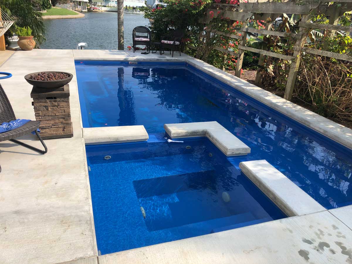 fiberglass swimming pools